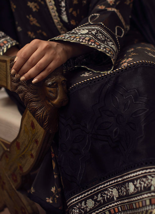 Kitana Shirt And Dupatta