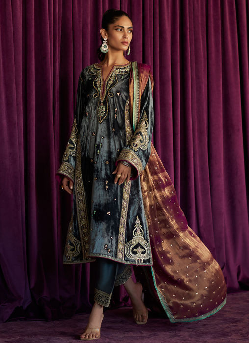 Picture of Salma Silver Shirt And Dupatta