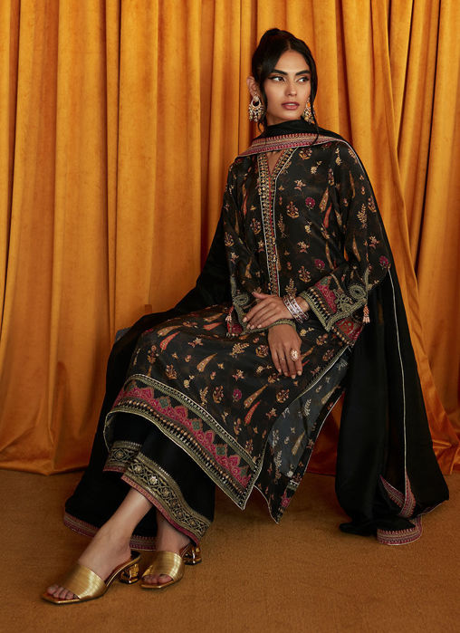 Gina Shirt And Dupatta