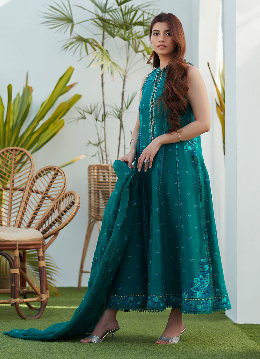 Shel Emerald Paneled Shirt And Dupatta