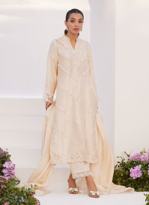 Picture of Tisele Ivory Pleated Raw Silk Shirt And Dupatta