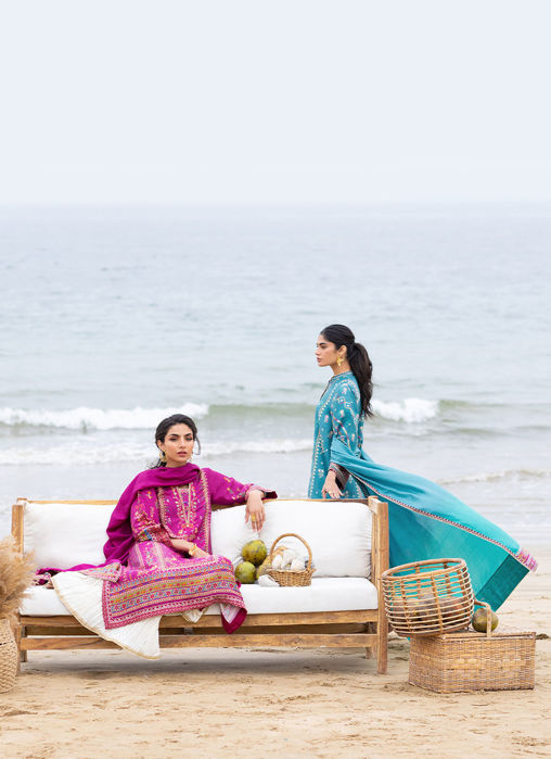 Aelia Magenta Kurta And Dupatta