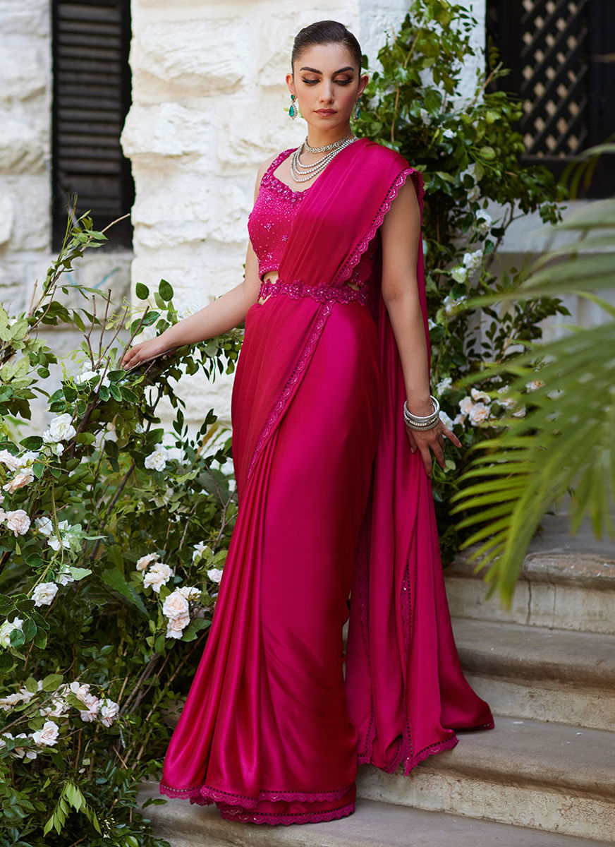 Vezeen Magenta Saree