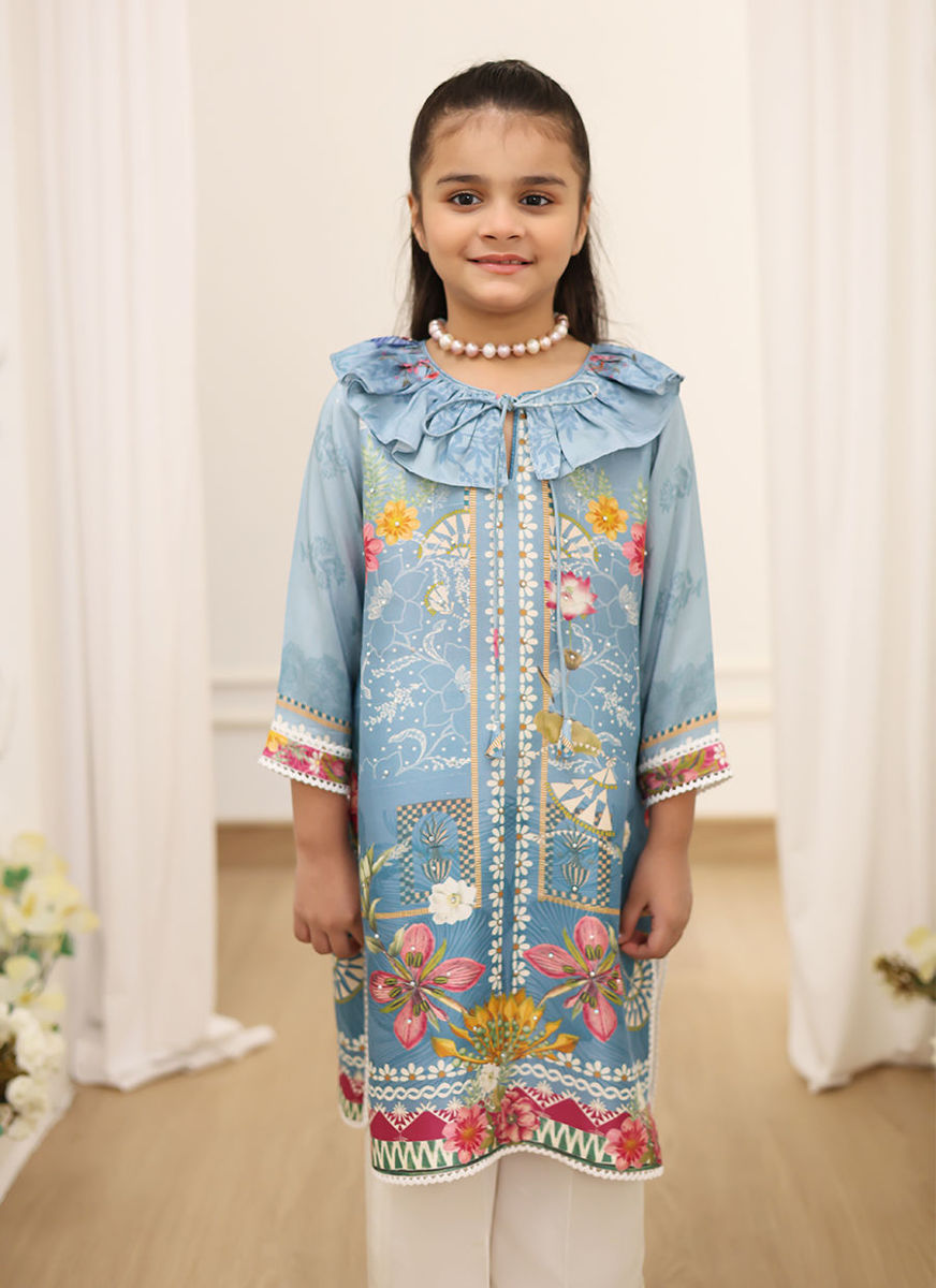 Carla Blossom With Pants