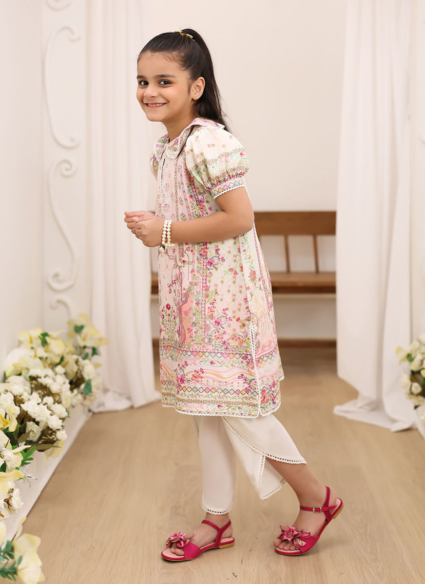 Brea Blossom With Pants