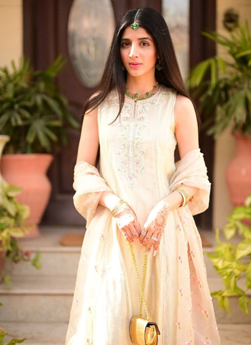 Everly Cream Shirt And Dupatta