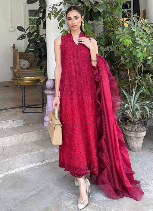 Picture of Zarminay Haq In Saleh Scarlett