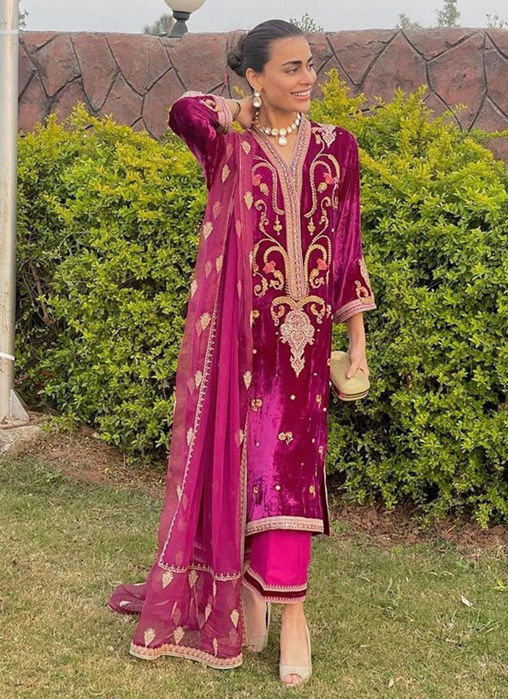 Sadaf Kanwal Is Gorgeous in Our Miyara Ensemble