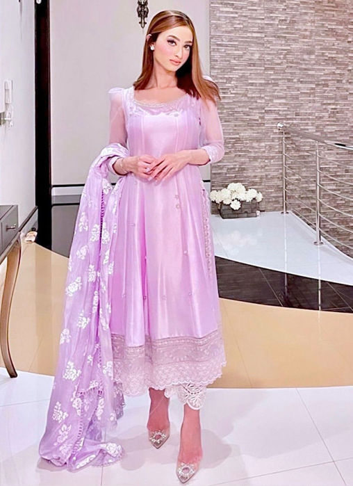 Picture of Yamna Musain a Signature #FTA Ensemble