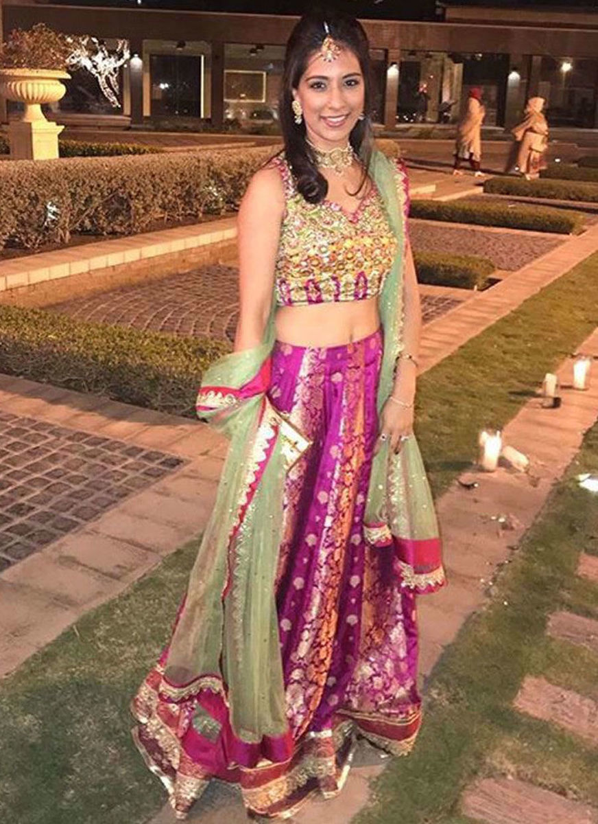 Amun Nadeem Looks Beautiful In An Embellished Lengha Choli