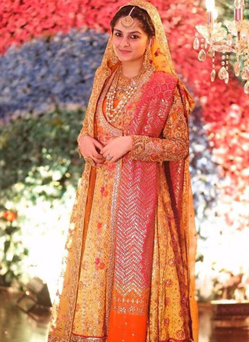 We Love This Regal, Classic Look On Rabia