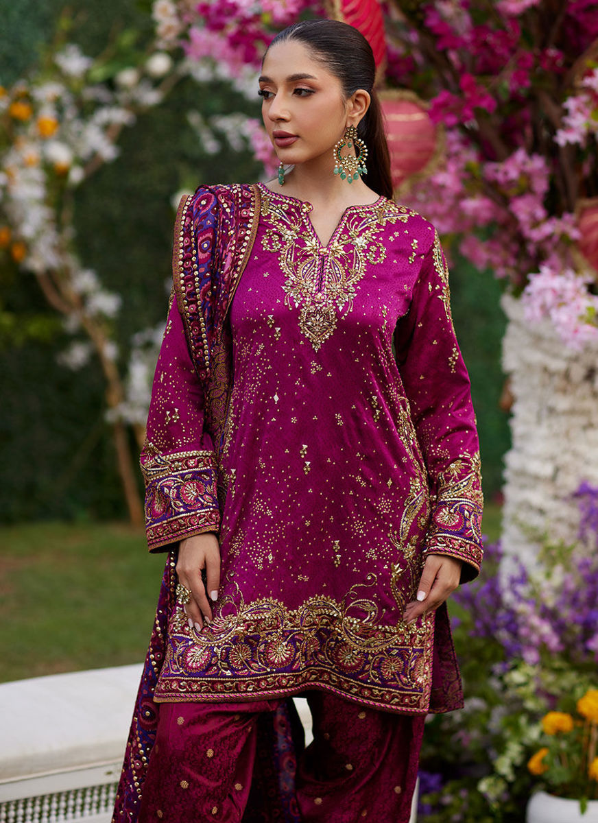 Nura Magenta Shirt And Dupatta