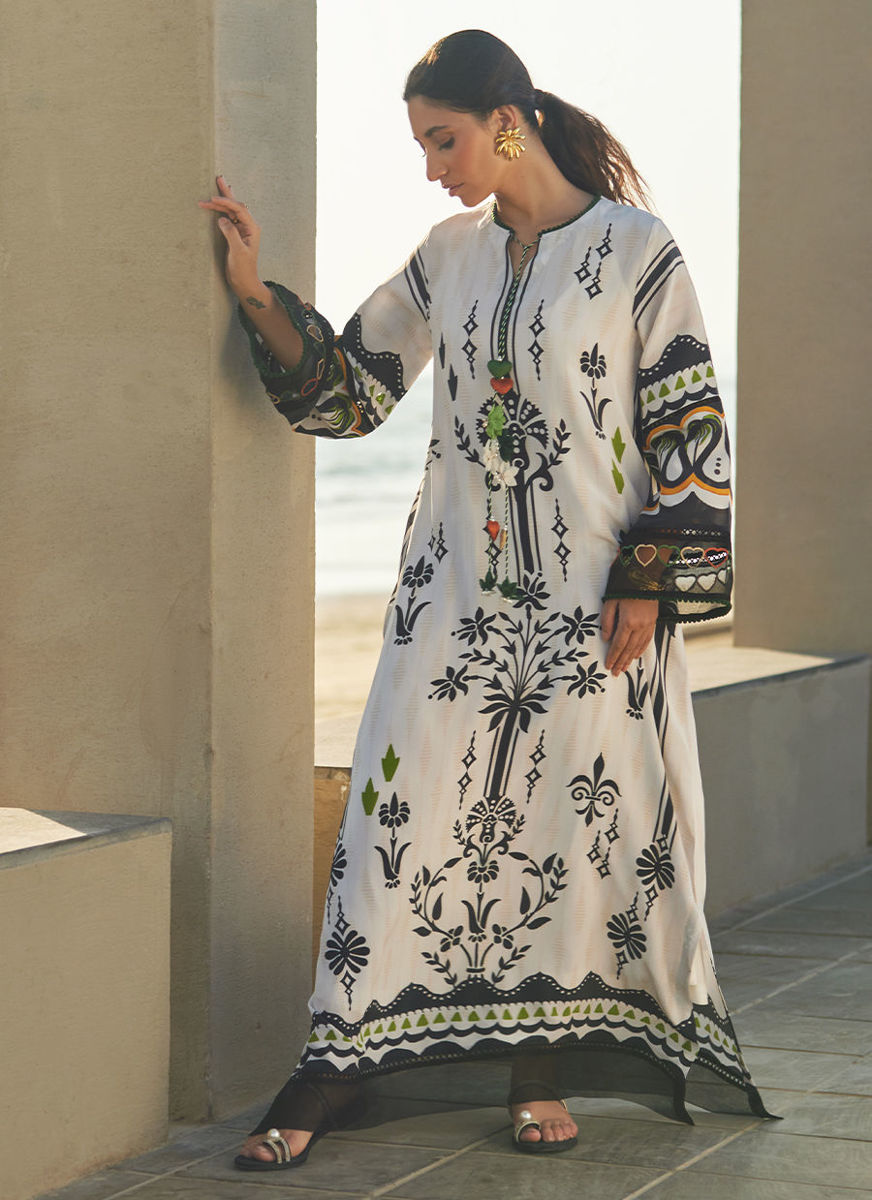 Zenya Crepe Kaftan